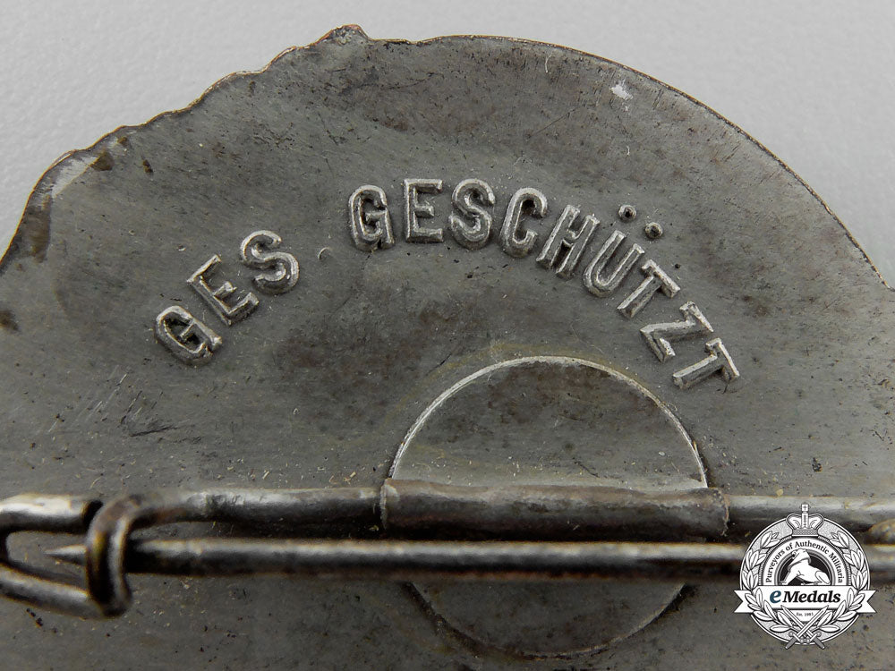 a_german_colonial_honour_badge_q_949