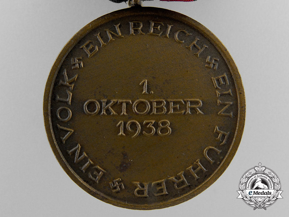an_october1_st1938_commemorative_medal_with_prague_clasp_q_953