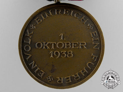 an_october1_st1938_commemorative_medal_with_prague_clasp_q_953