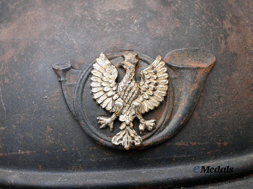 poland,_republic._a_rare_polish_officer's_m15_adrian_helmet_e_medals__e_u24874_10