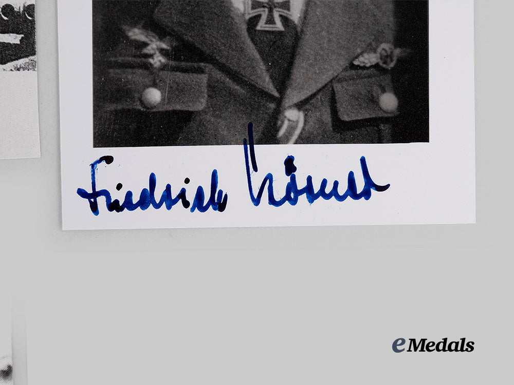 germany,_third_reich._a_lot_of_post-_war_signed_knight’s_cross_winner_photographs_e_medals__g62075_5