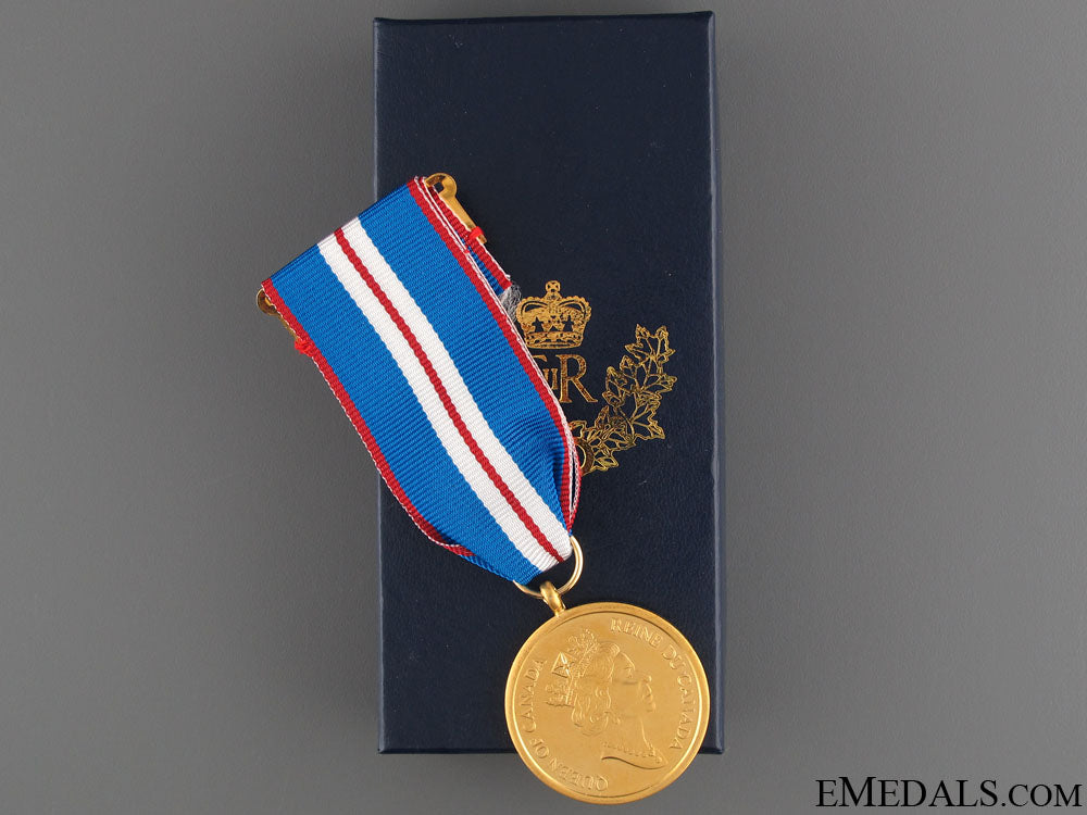 queen_elizabeth_ii_golden_jubilee_medal2002_queen_elizabeth__520a7cddaf877