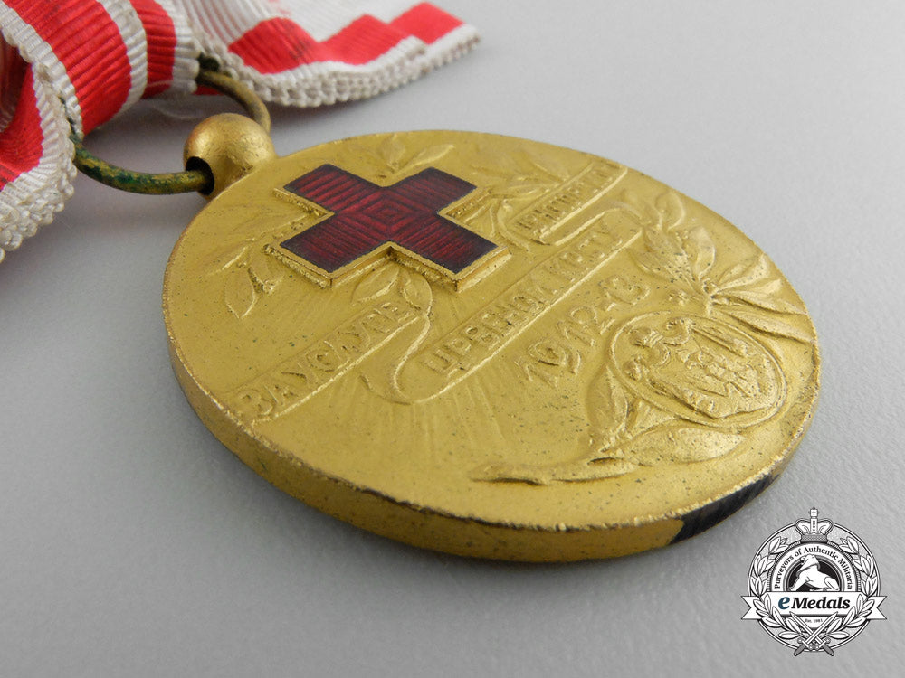 a_red_cross_medal_of_montenegro1913_in_gold_with_case_r_197