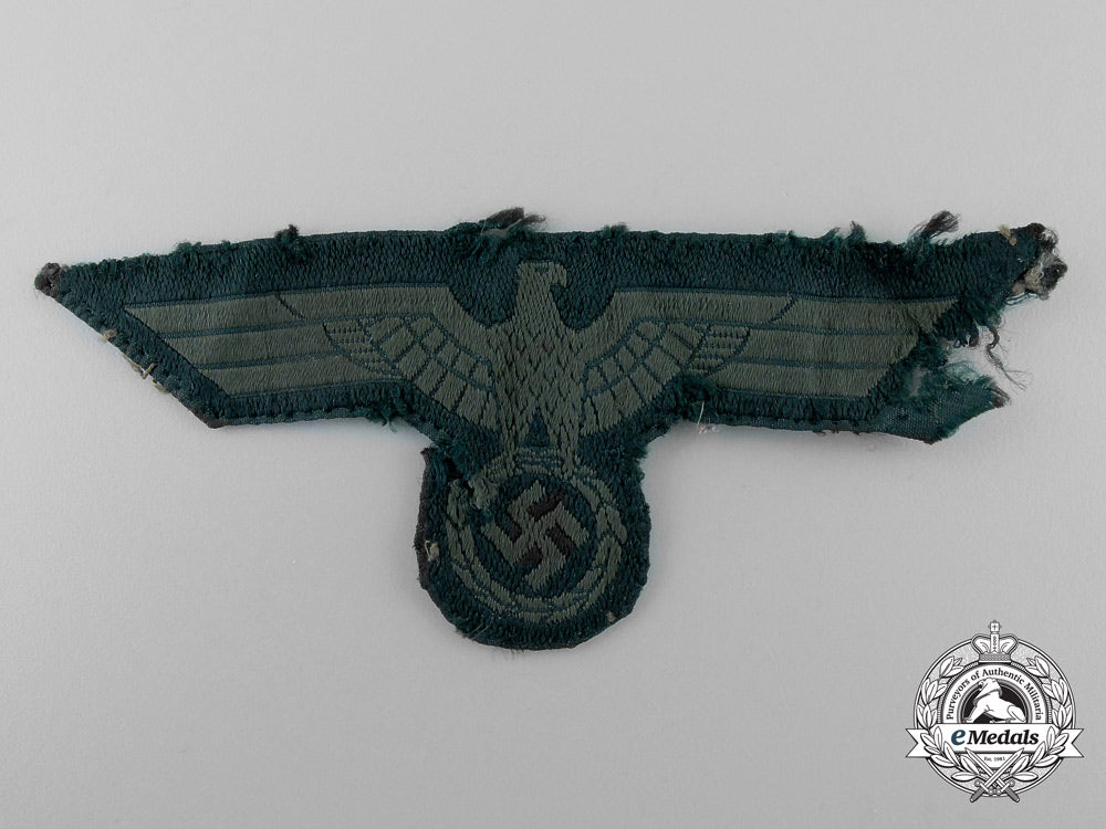 a_group_of_second_war_german_awards&_insiginia_r_710