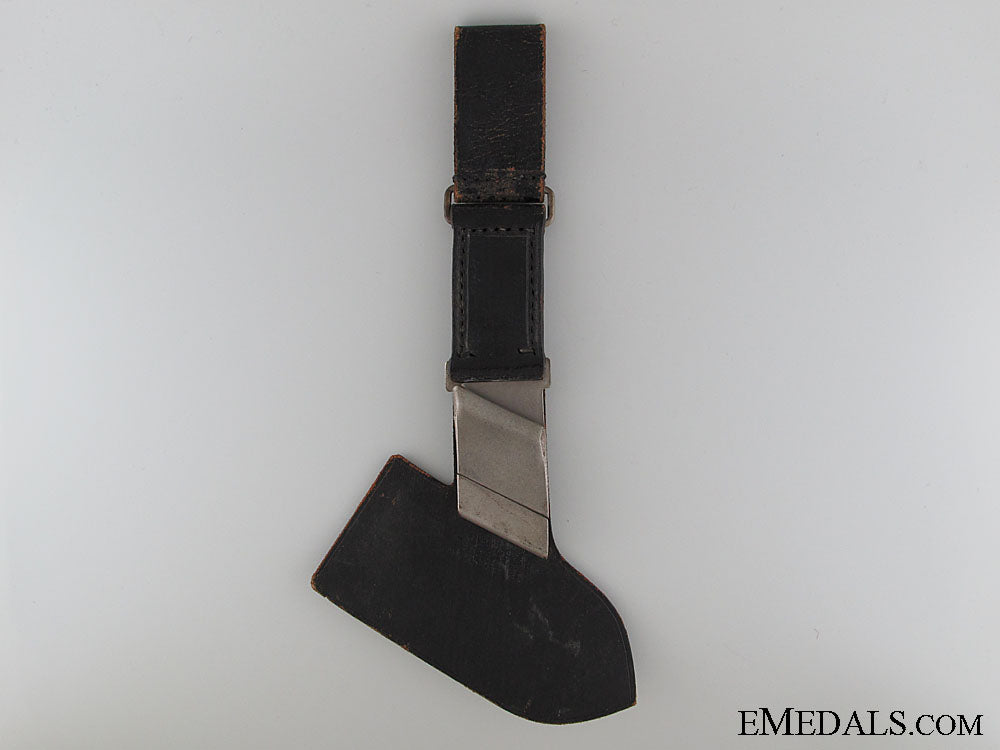rad_enlisted_hewer_leather_dagger_hanger1938_rad_enlisted_hew_527016ab9fc38