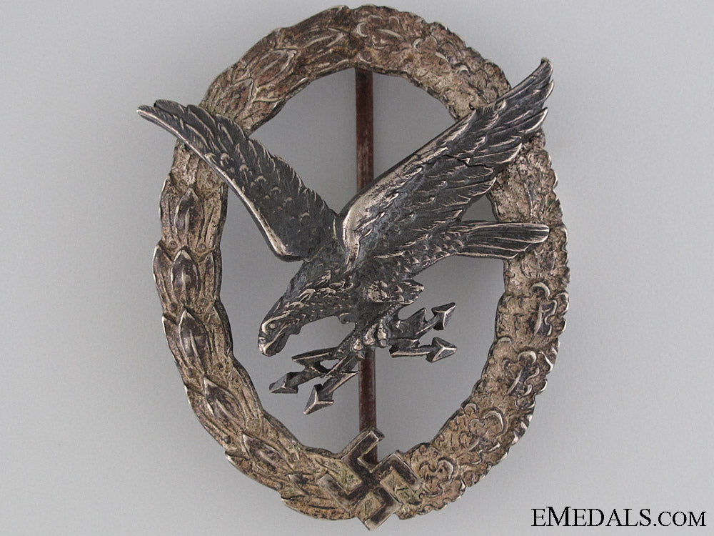 radio_operator&_air_gunner_badge_by_juncker_radio_operator___528b995fb220b