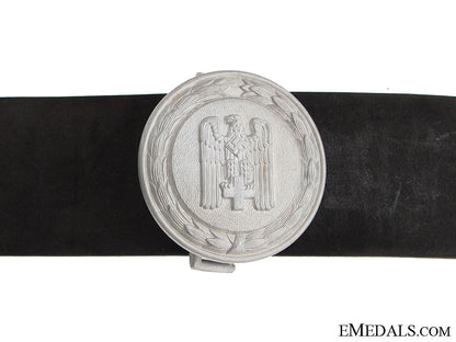 red_cross_leader„¢¯_s_buckle&_belt_red_cross_leader_514b2f45869ce
