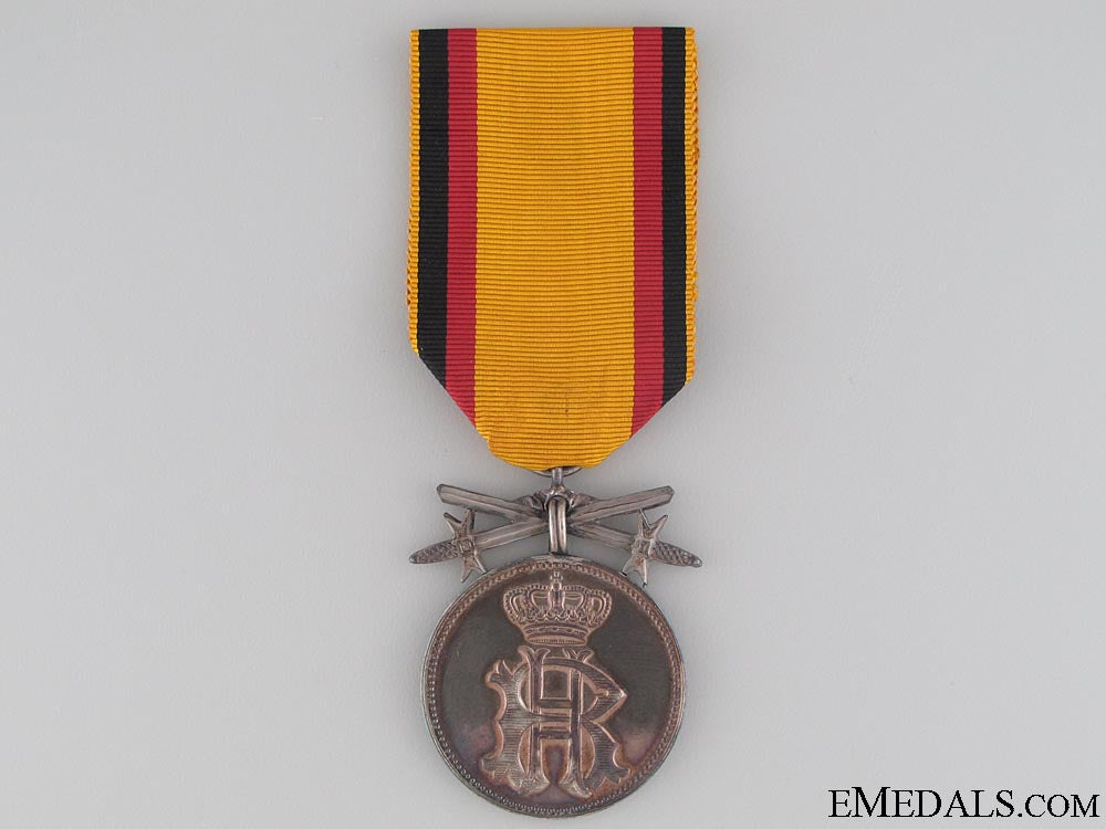 reuss_merit_medal_with_swords;_silver_grade_reuss_merit_meda_5317471a34bc5