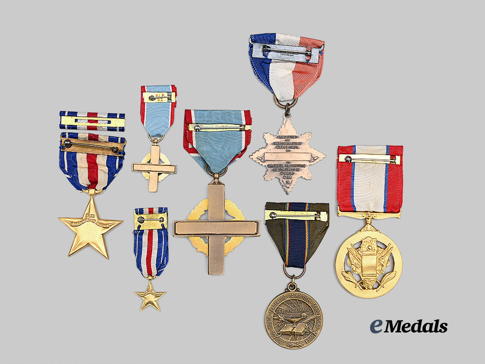 united_states._a_lot_of_five_american_medals_e_medals__m0625-122_6