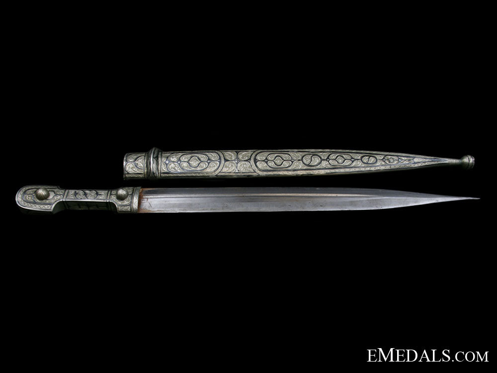 a_caucasian_kindjal_dagger_rimb137