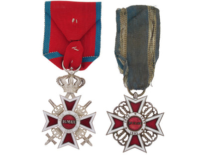 two_royal_crown_orders_of_romania_ro424a