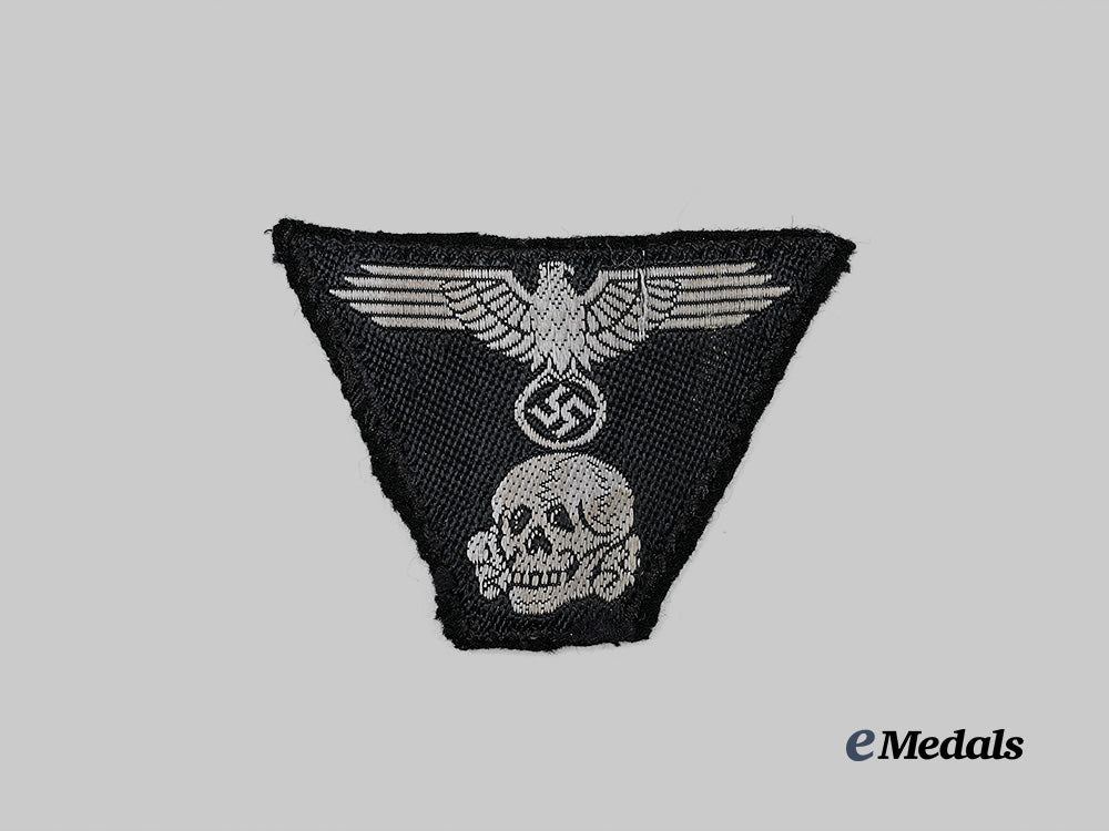 germany,_s_s._a_waffen-_s_s_m43_field_cap_insignia_for_panzer_troops,_battlefield_retrieval_e_medals__g63008_2