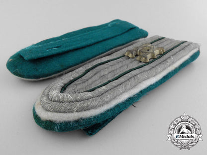 army_administration_personnel_shoulder_boards_s0048349