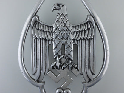 a_rare_army_standard_top_by_kraas_foundry,_berlin1942_s0051008_2