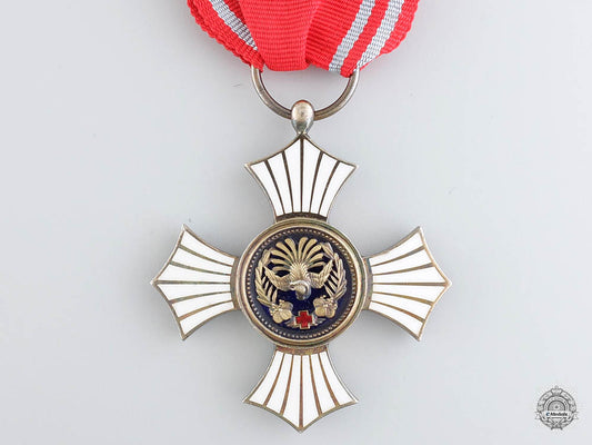 a_japanese_red_cross_merit_award;_silver_grade_s0109085_copy