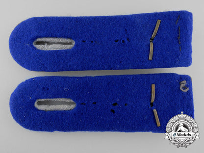 germany,_heer._a_pair_of_army_medical_staff_shoulder_boards_s0137016_3__1