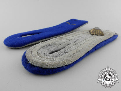 germany,_heer._a_pair_of_army_medical_staff_shoulder_boards_s0157018_3__1