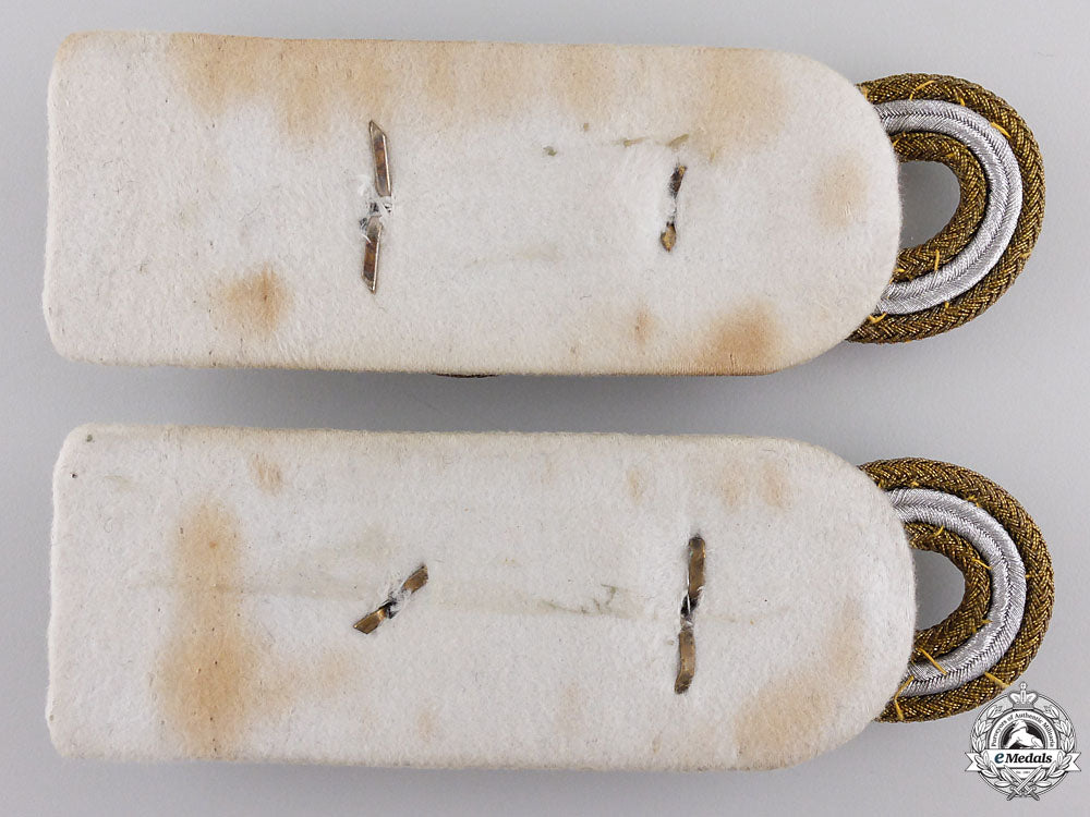 a_pair_of_luftwaffe_shoulder_boards_for_general_der_flieger_s0169522_copy