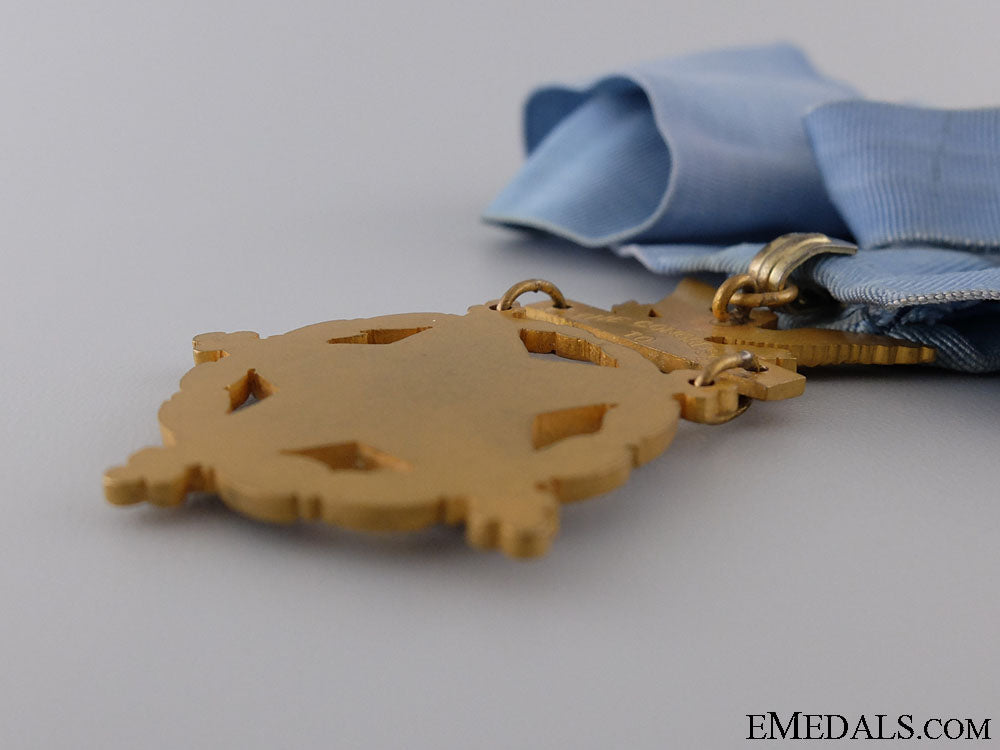 united_states._an_american_wwii_army_medal_of_honor;_type_v(1944-1964)_s0173483_copy