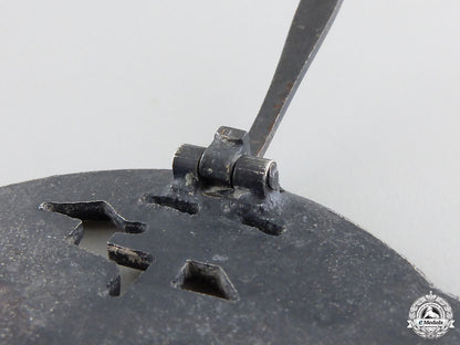 a_german_blockade_runner_badge_by_schwerin_s0239630_copy