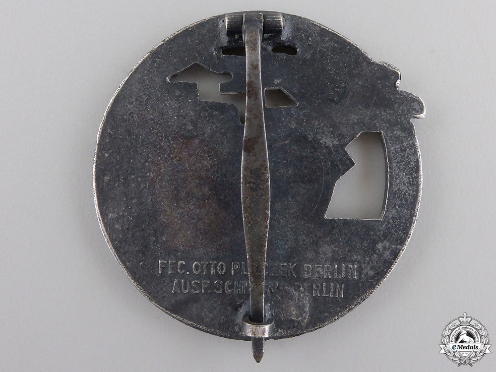 a_german_blockade_runner_badge_by_schwerin_s0249631_copy
