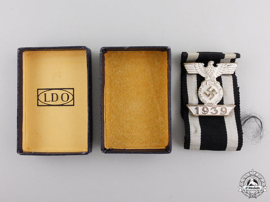 a_cased_clasp_to_iron_cross_second_class_s0289576_copy