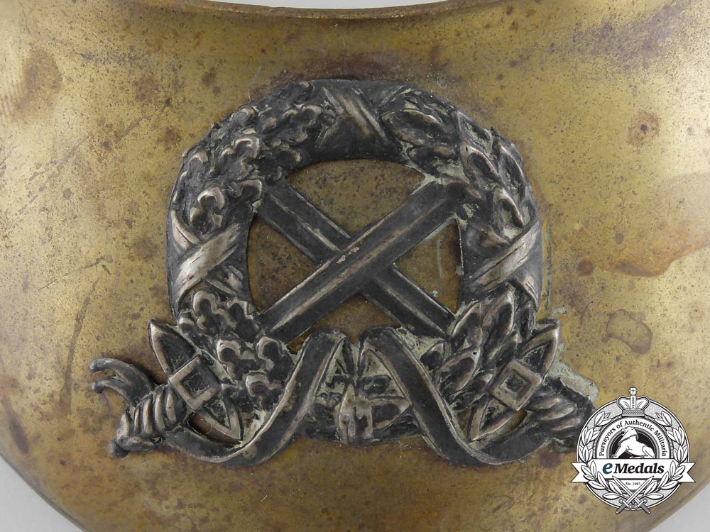an_unknown_military_gorget_s0368099_3_