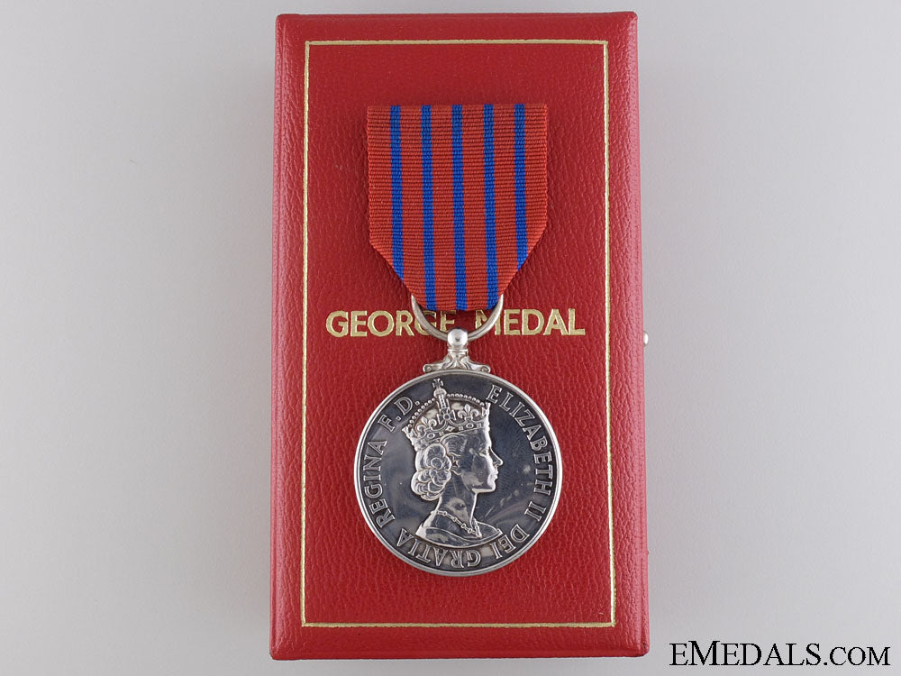 a_posthumous_george_medal_for_the1988_piper_alpha_disaster_s0392508_copy