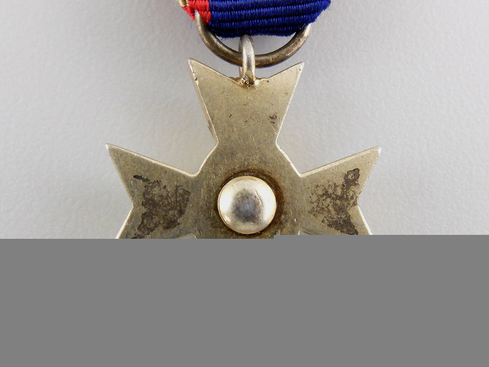 a_miniature_royal_victorian_order_s0400960