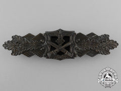 A Bronze Grade Close Combat Clasp By A.g.m.u.k., Gablonz