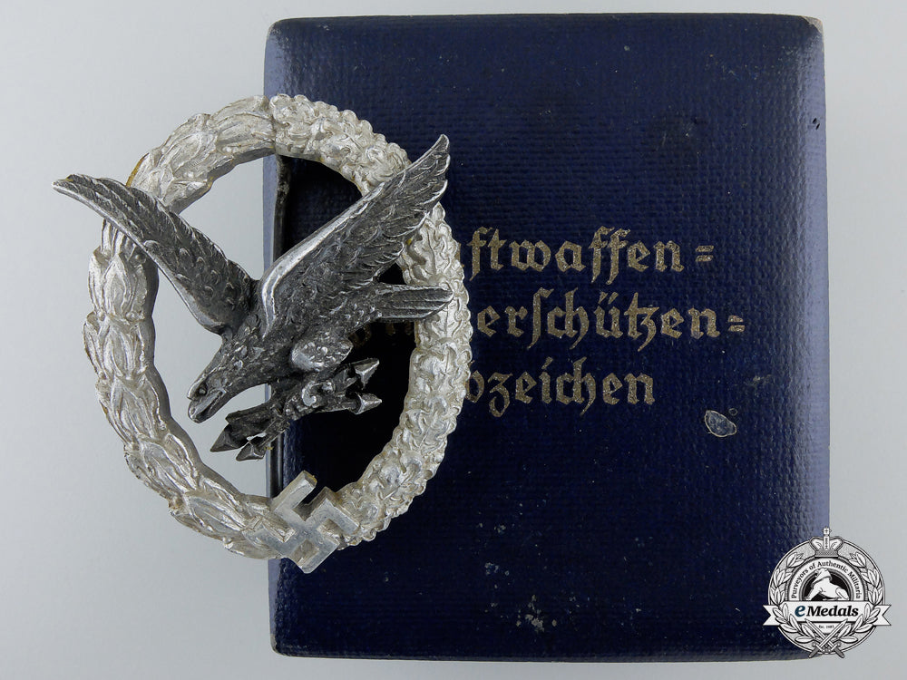 an_aluminum_luftwaffe_radio_operator&_air_gunner_badge_by_juncker_s0523153_2_