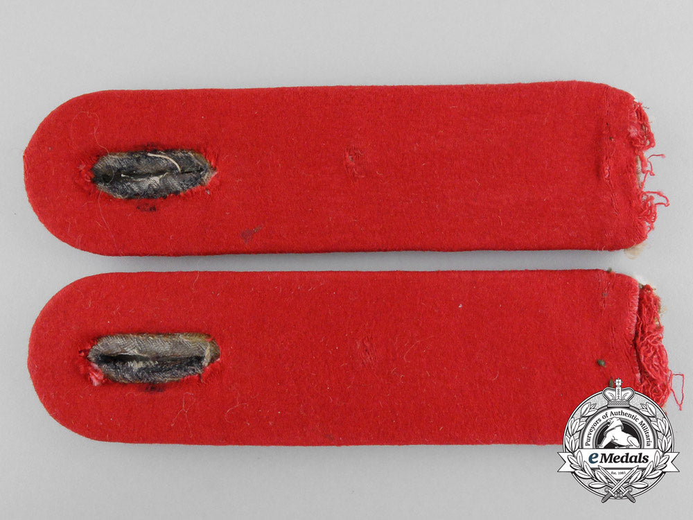 a_set_of_army_artillery_leutnant’s_shoulder_boards_s0548266