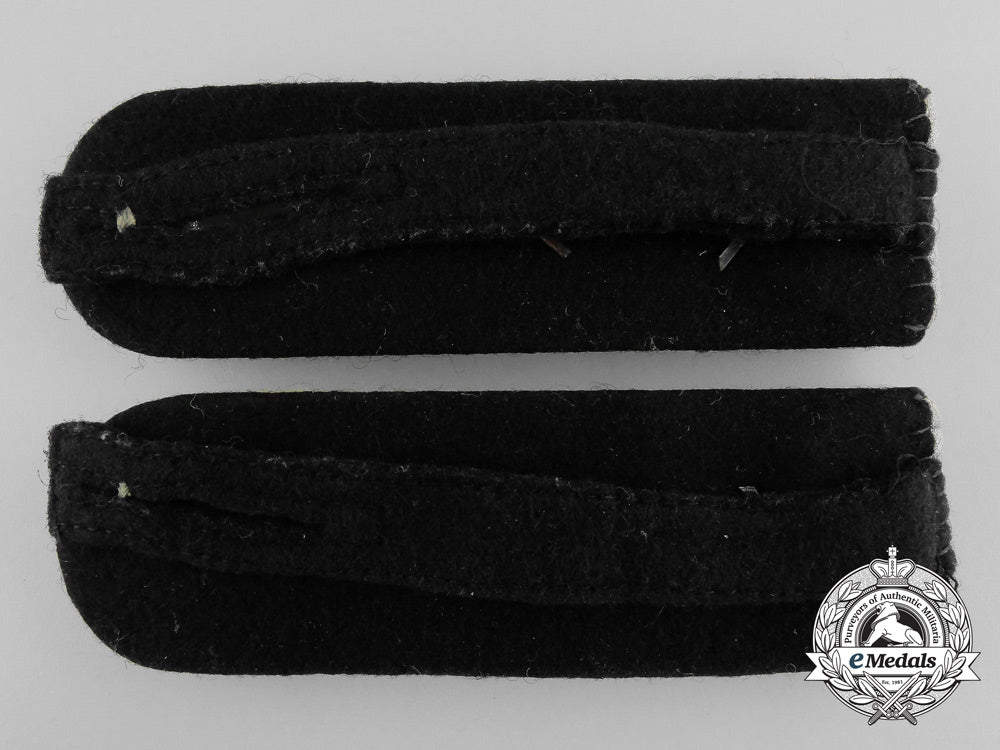 germany,_ss._a_pair_of_ss-_hauptsturmführer(_signals)_shoulder_boards_s0588272_1