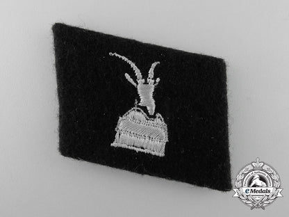 a_waffen-_ss_collar_tab_for_skanderbeg;1._waffen-_gebirgs-_division_der_ss(_albanische_nr.1)_s0663419