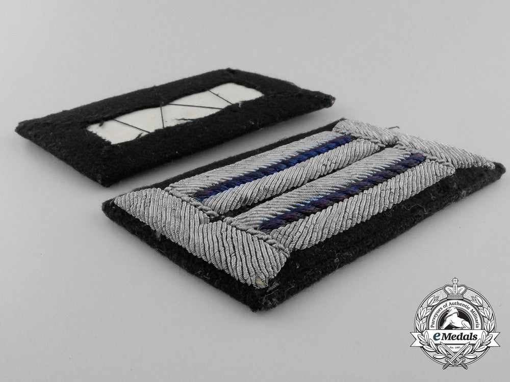 germany,_heer._a_set_of_army_medic_collar_tabs_s0699094_1
