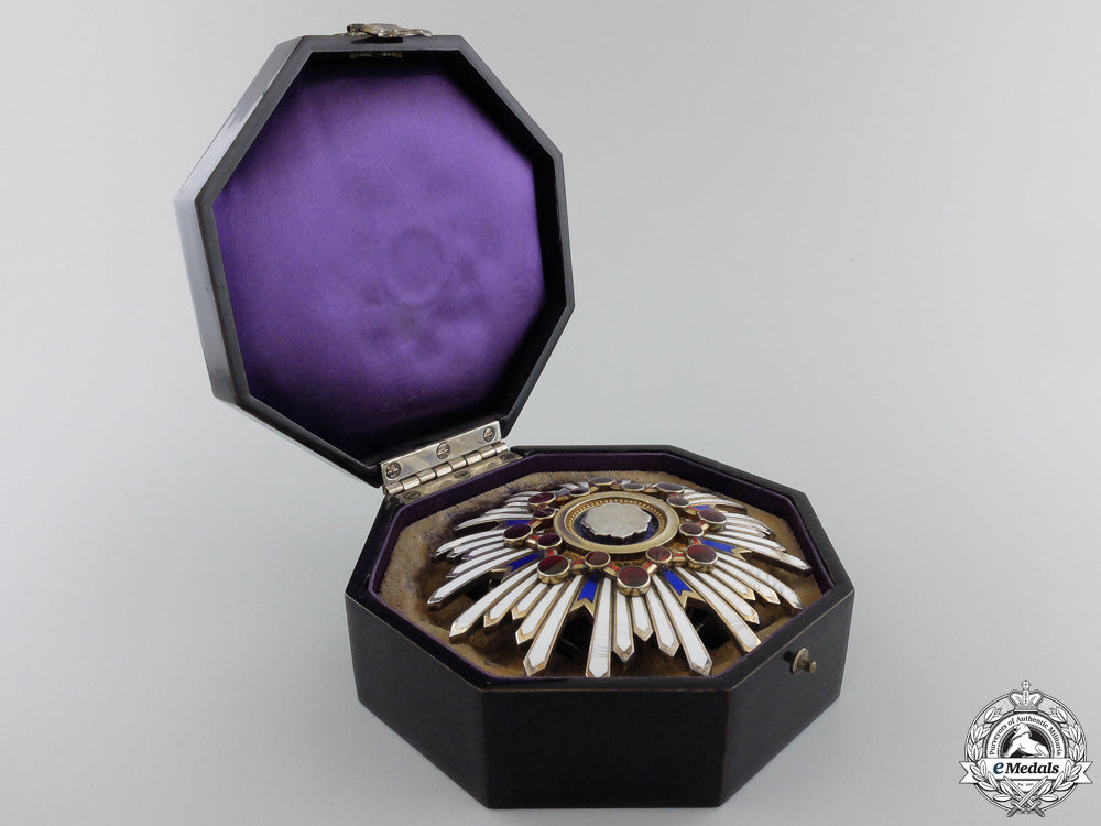 a_japanese_order_of_the_sacred_treasure;2_nd_class_breast_star_with_case_s0725536_1_1