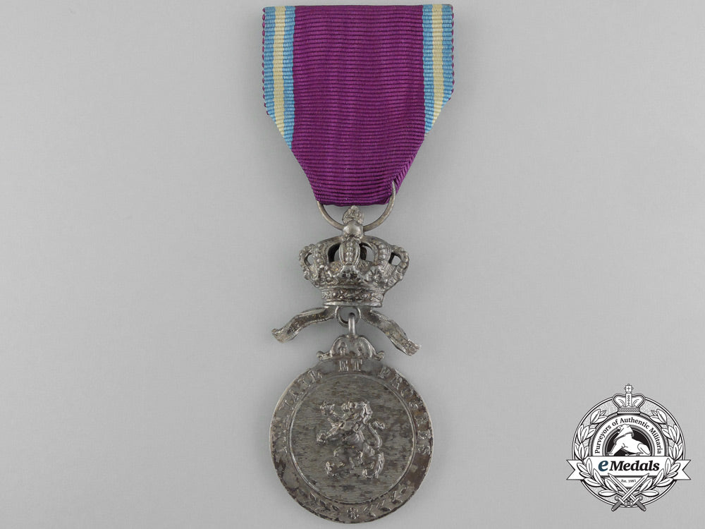 a_belgian_royal_order_of_the_lion_medal_s0820113_3_