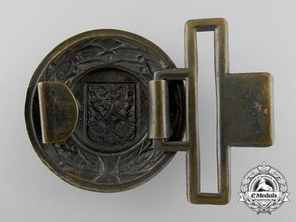 a_hesse_nassau_fire_defence_service_officer's_belt_buckle;_published_example_s0996478_3_
