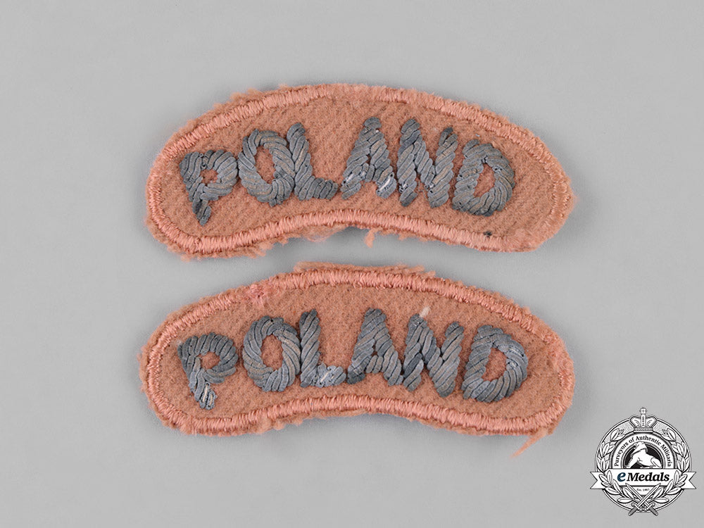 poland,_republic._an_italian-_manufactured_polish_armed_forces_in_the_west_army_shoulder_title_pair1945_s19_0047