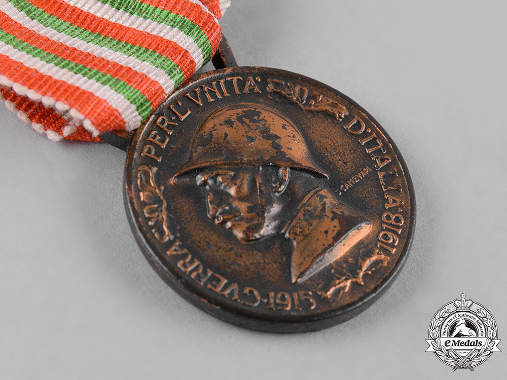 italy,_kingdom._four_awards&_decorations_s19_0169