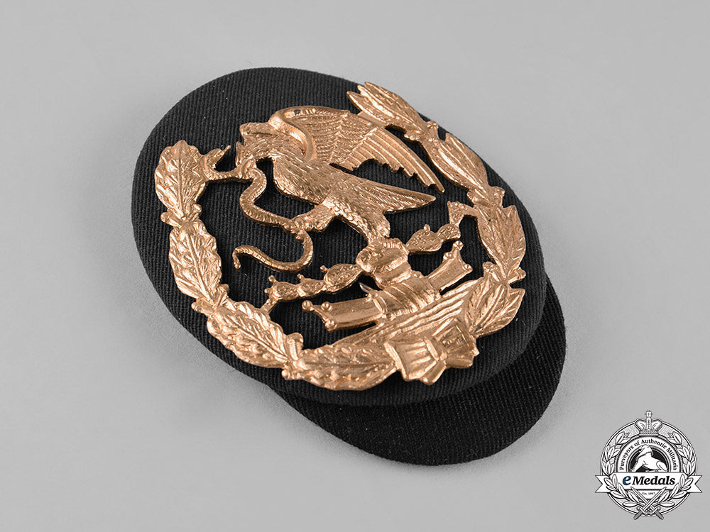 brazil,_mexico,_thailand._three_cap_badges_s19_0206_1_1