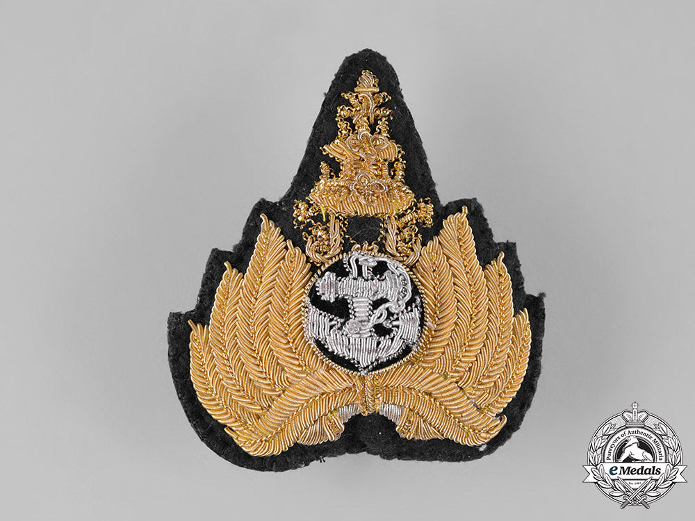 brazil,_mexico,_thailand._three_cap_badges_s19_0210_1_1
