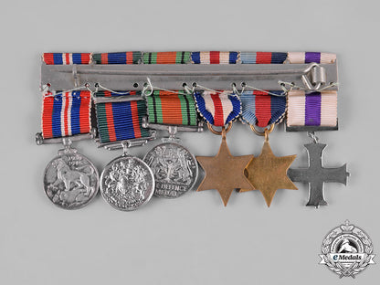 canada._two_second_war_period_miniature_groups_s19_0219