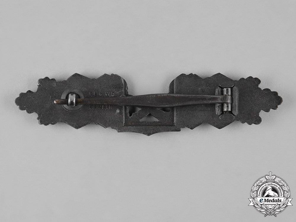 germany,_wehrmacht._a_close_combat_clasp,_bronze_grade,_by_josef_feix&_sohne_s19_0294