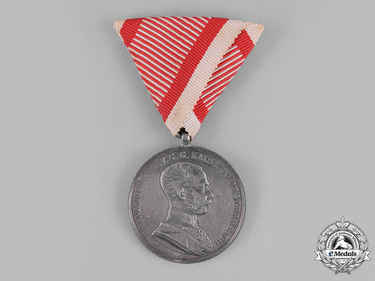 austria,_empire._a_bravery_medal,_i_class_silver_grade,_franz_joseph_i,_c,1914_s19_0408