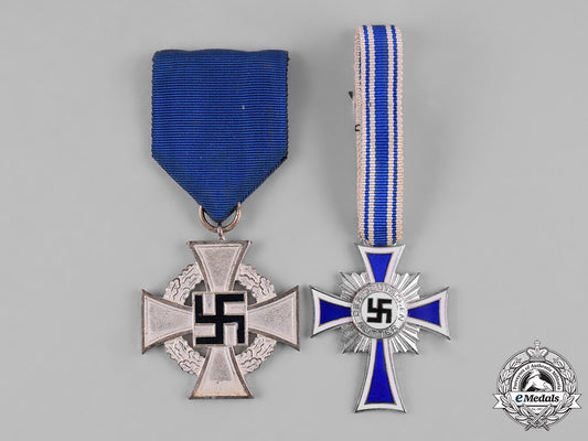 germany,_third_reich._a_pair_of_civil_awards_s19_0557