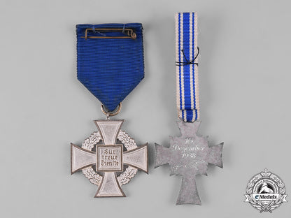 germany,_third_reich._a_pair_of_civil_awards_s19_0558