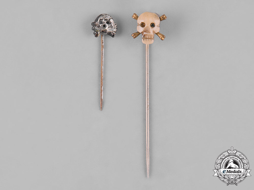germany,_third_reich._a_lot_of_second_war_period_stickpins_s19_0579