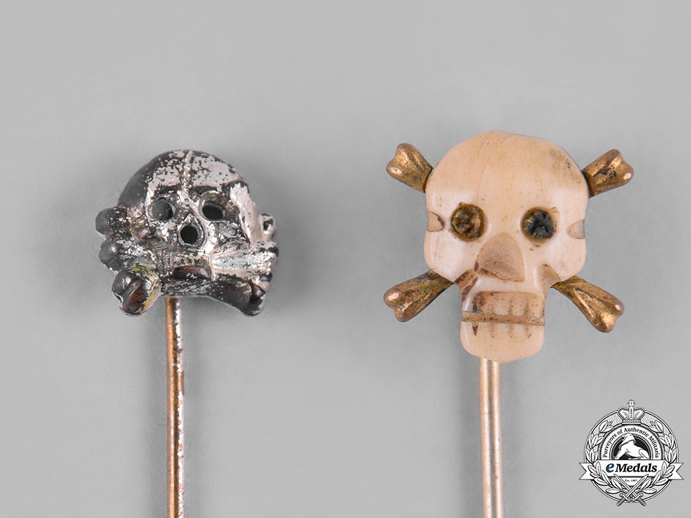 germany,_third_reich._a_lot_of_second_war_period_stickpins_s19_0581