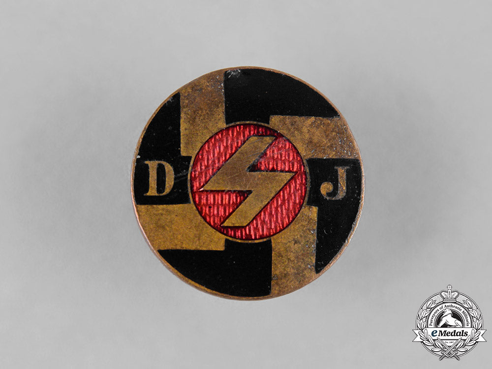germany,_dj._a_german_youth(_deutsches_jungvolk)_membership_badge_s19_0676